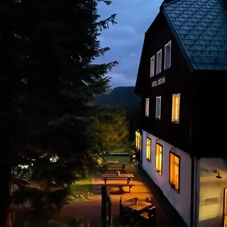 Hotel Devin