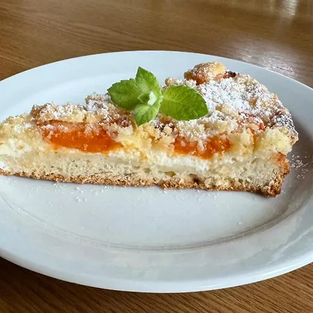 Děvín 3*