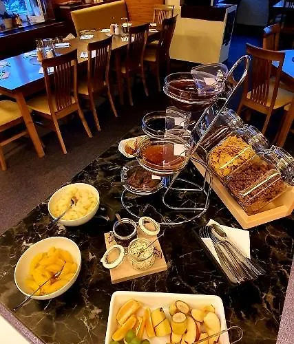 Devin 3* Pec pod Snezkou